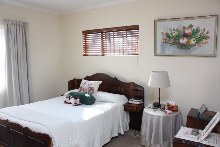 2 Bedroom Property for Sale in Langenhovenpark Free State